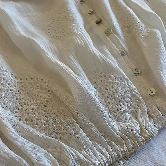 Boho Embroidered Blouse - Picture 16 of 16